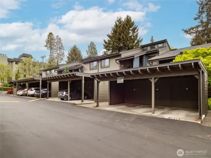 Designated carport parking makes it super easy to leave your car at home and take advantage of nearby amenities, shopping, and transit options.