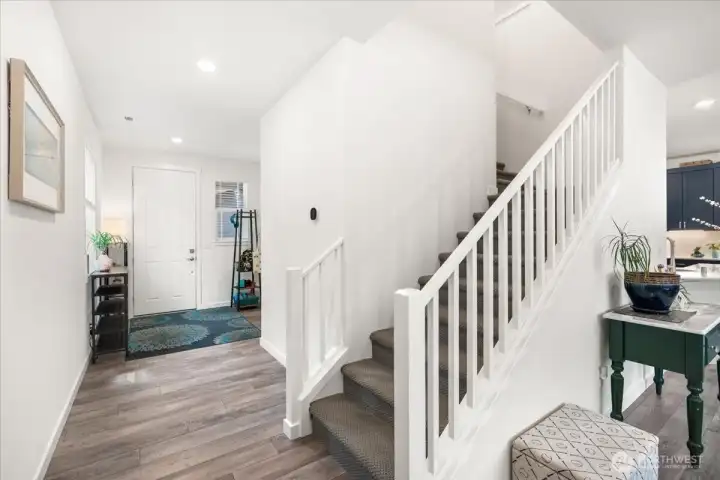Clean and crisp white pain and millwork. Clean and crisp white pain and millwork.