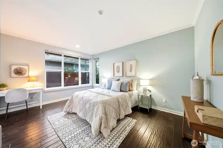 Large Primary w/ ensuite