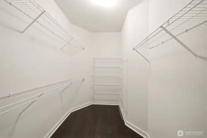 Lg walk in closet