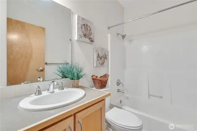 Full Bathroom