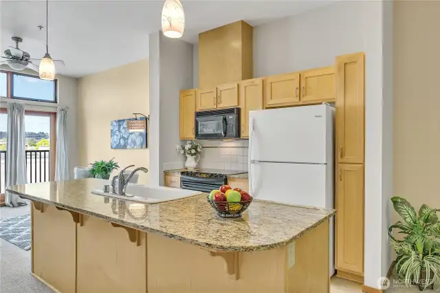 Enjoy cooking in this fun open kitchen!