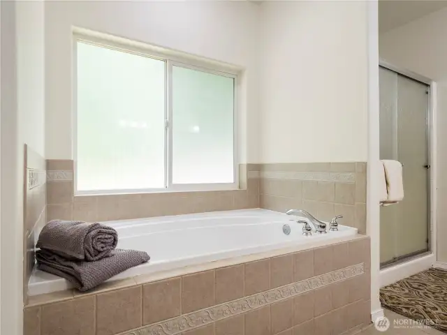 After a long day spent in the garden relax in this oversized soaking tub.