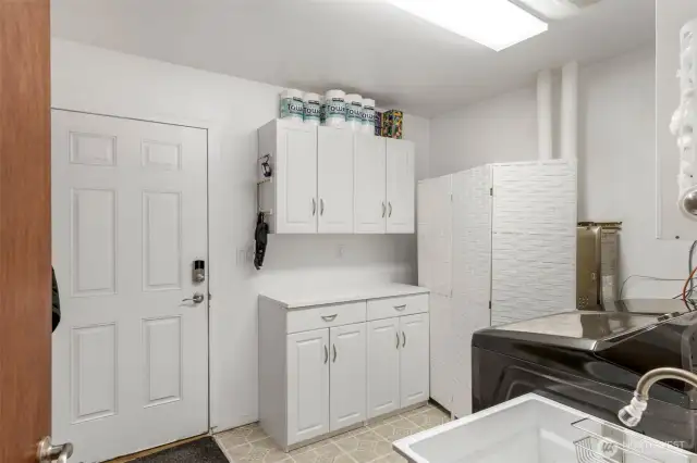 Laundry/Mud room with access to detached garage