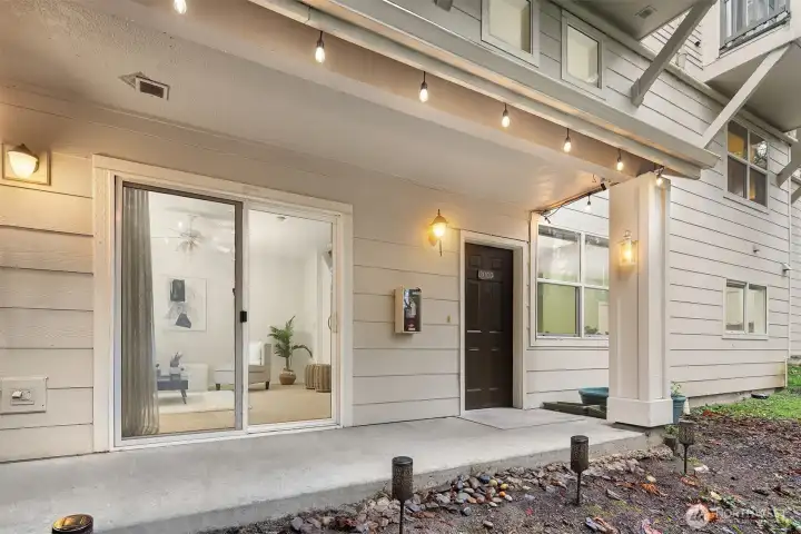 Private and secluded entry patio