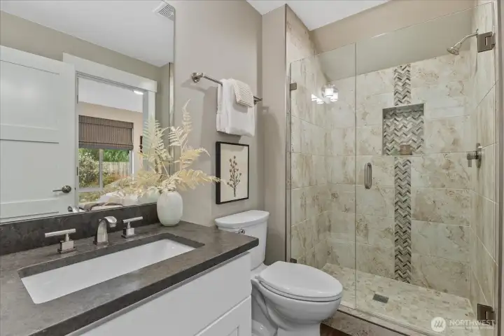 GUEST MAIN FLOOR BATH