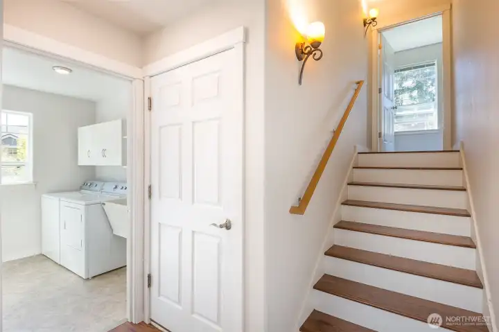 Steps to primary bedroom