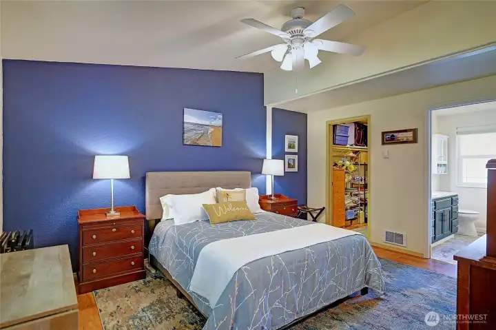 Primary bedroom #2, also with bath and walk in closet