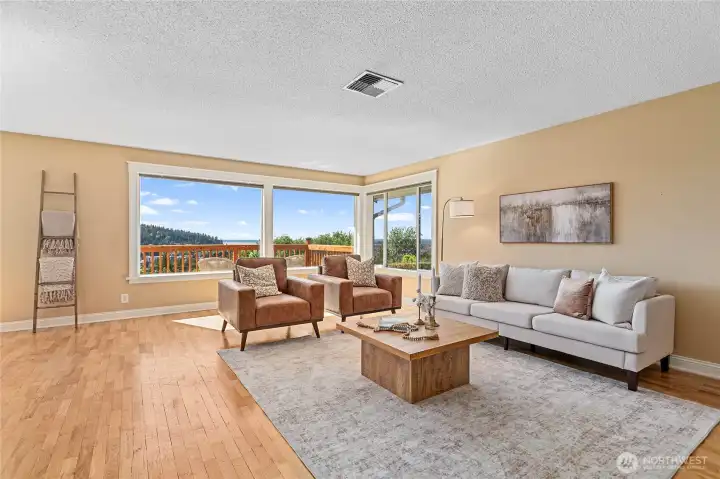 Spacious living in this 2,968 sqft home