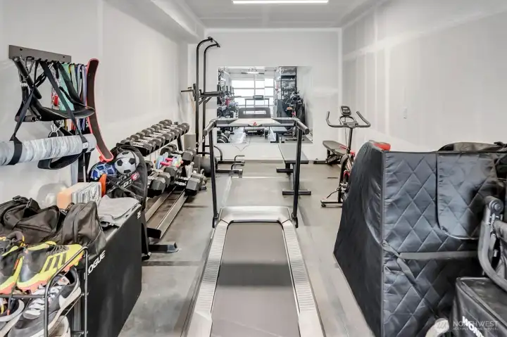 Large tandem garage