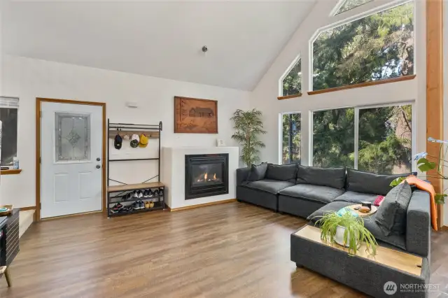 Looking to the living room from the kitchen.  Propane fireplace for those chilly nights.
