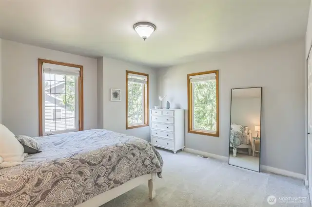 The second of three guests rooms upstairs.