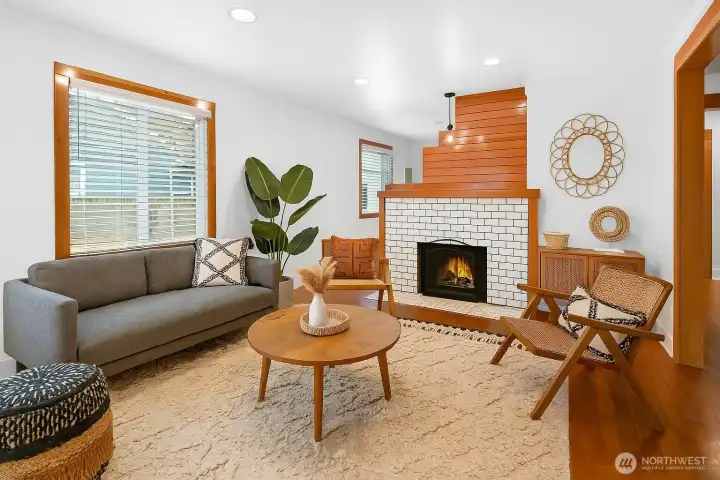 Living room virtually staged.