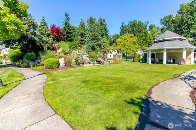Well Maintained Landscaping