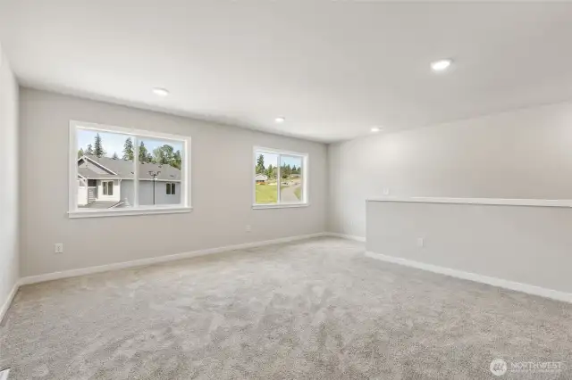 Disclaimer Secondary photos of same floor plan on different lot in different community: Photos are from another Luna, finishes, upgrades, and features may vary.