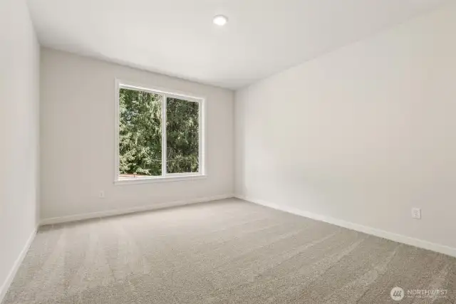 Disclaimer Secondary photos of same floor plan on different lot in different community: Photos are from another Luna, finishes, upgrades, and features may vary.
