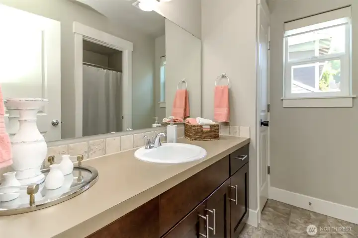 Main bath on 2nd floor