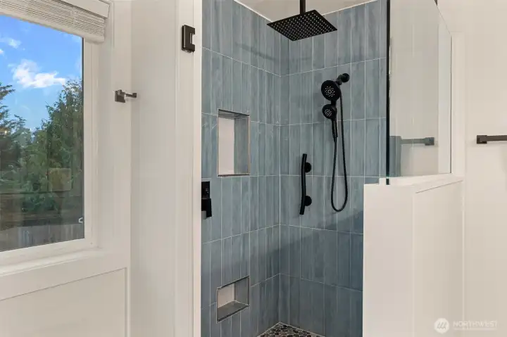 Beautiful tiled shower