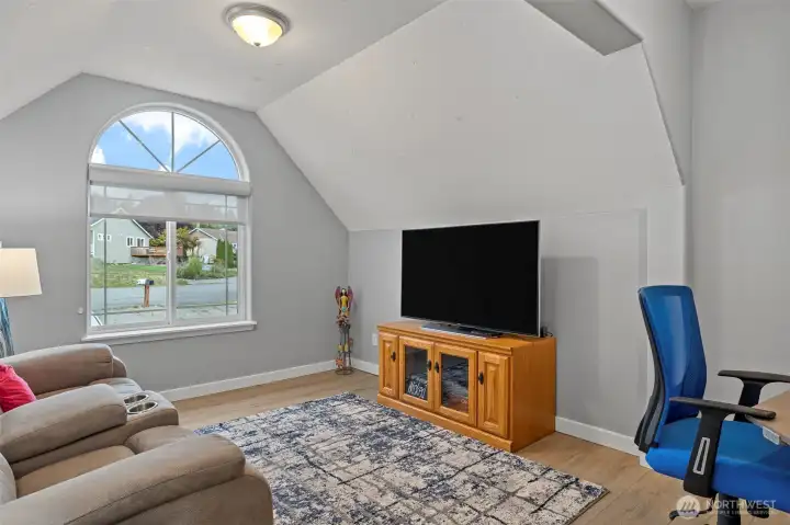 Bonus Room above Garage