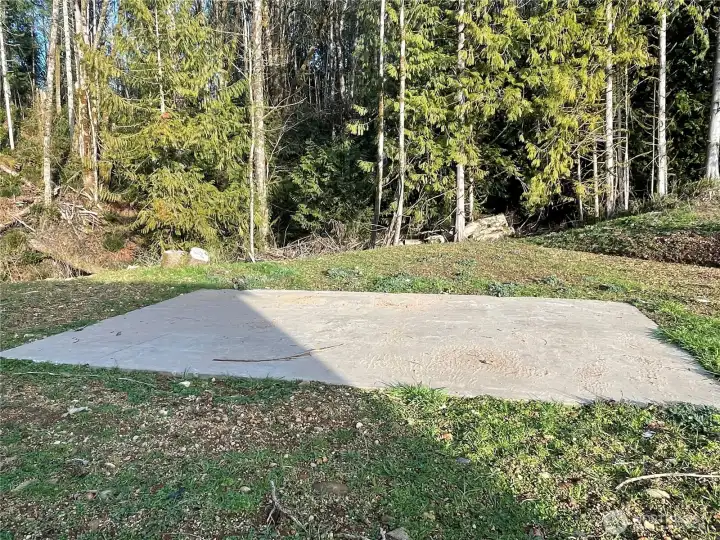 Great spot for your yard barn