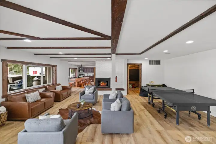 TV & Game Room