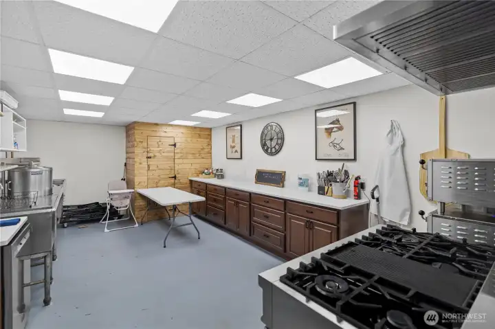Commercial Kitchen