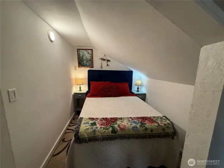 Bedroom 4 upper level