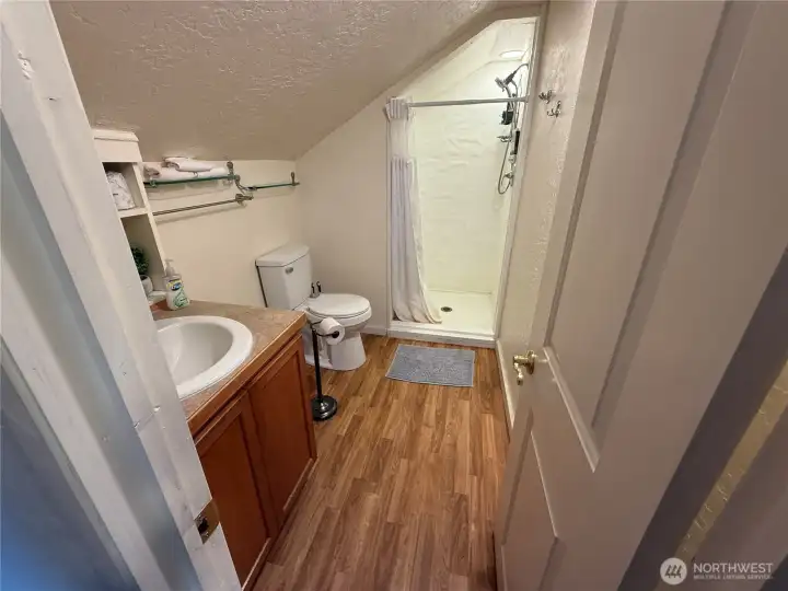 Bathroom 4 off Bedroom 4 upper level