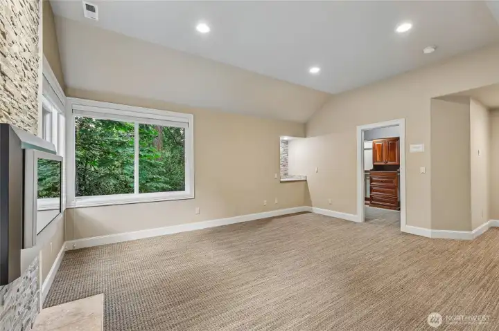 Primary Suite Bedroom