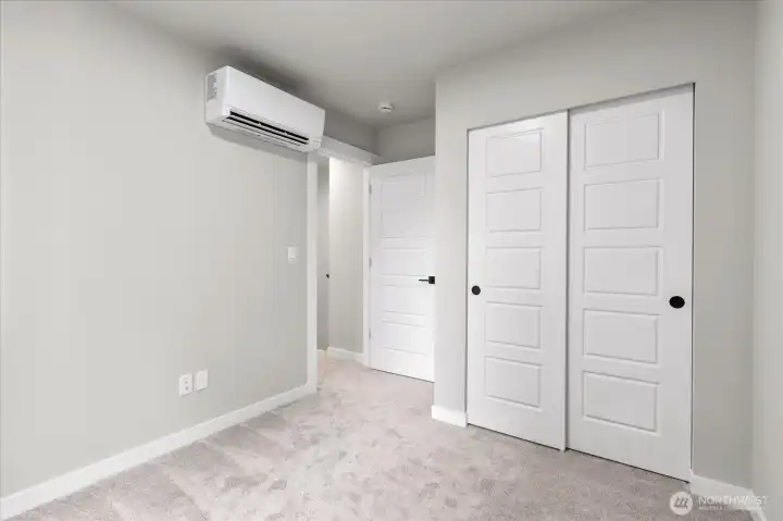 L2 Bedroom
