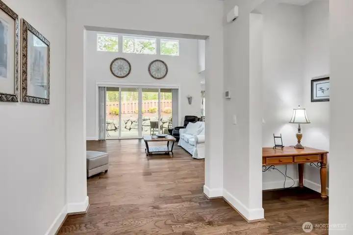 ~formal entry & beautiful engineered hardwood flooring