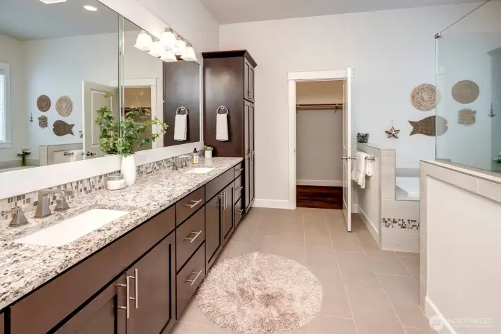 ~ensuite 5 piece bath