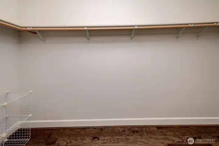 ~walk in closet