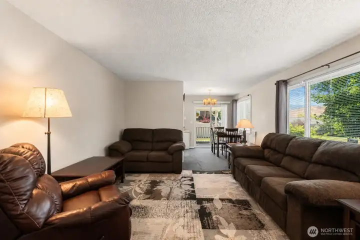 Living to dining unit 2