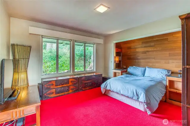 The third bedroom has another full bathroom ensuitewith a cedar lined closet. (currently used as a nook, sliding closet doors on site.)