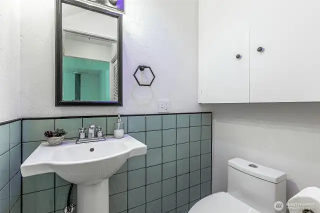 Great half bath!