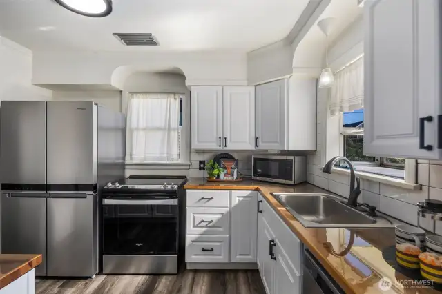Exquisite remodeled kitchen