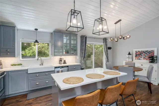 Modern style with custom features