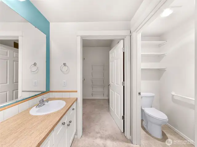 Walk-in closet
