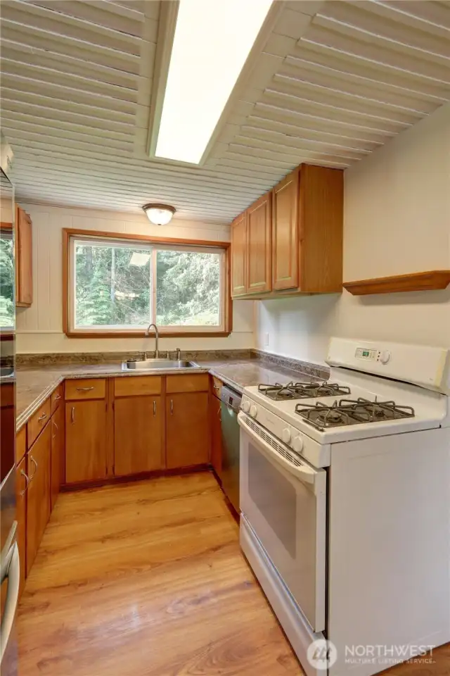 Newly Refinished Cabinets, New Hardware, Freshly Painted Kitchen