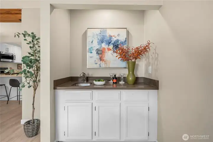 Bar area with extra sink.