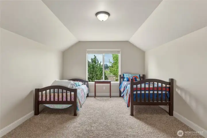 Bonus room - bunk area