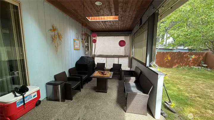 Patio Left