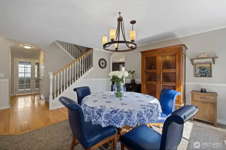 Formal Dining
