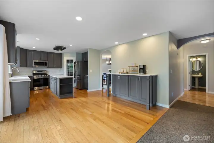 Kitchen/Eating Nook