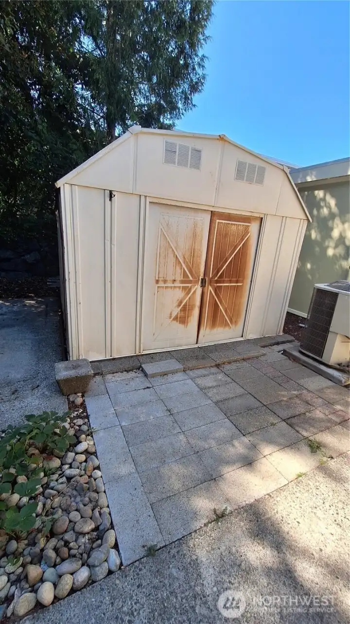 STORAGE SHED