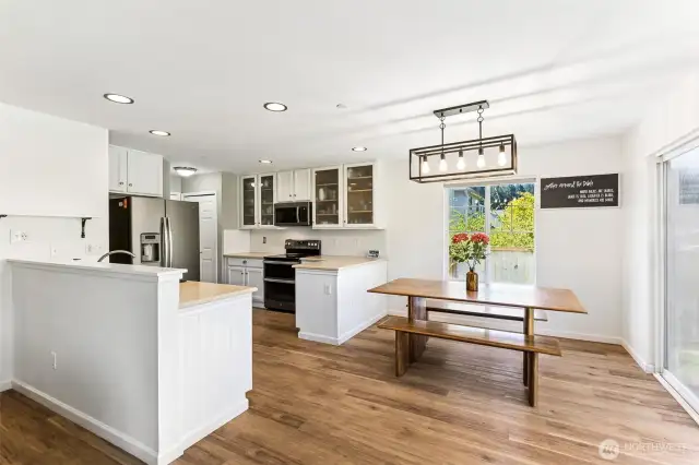 Kitchen / Dining