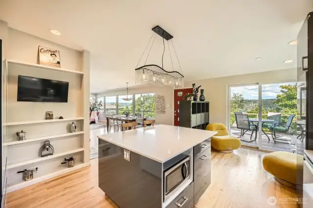 Views of the lake even from the kitchen