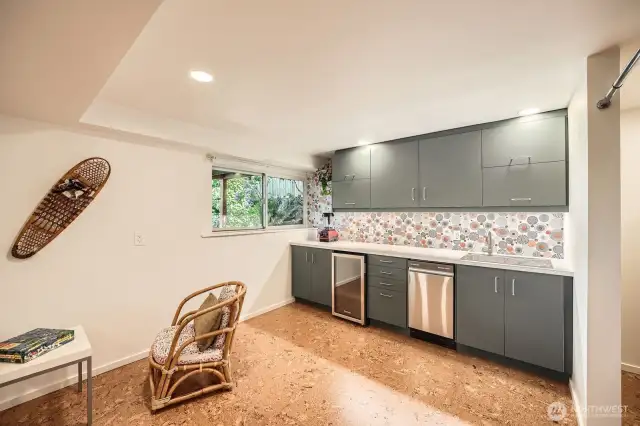 Downstairs wet bar