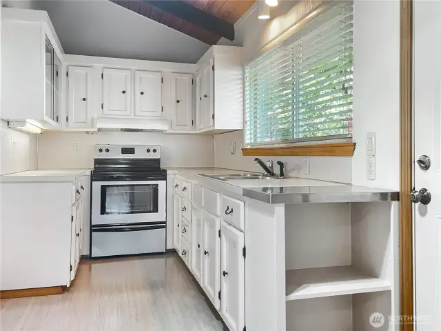 Second kitchen/yes they left this in when remodeling great for food business